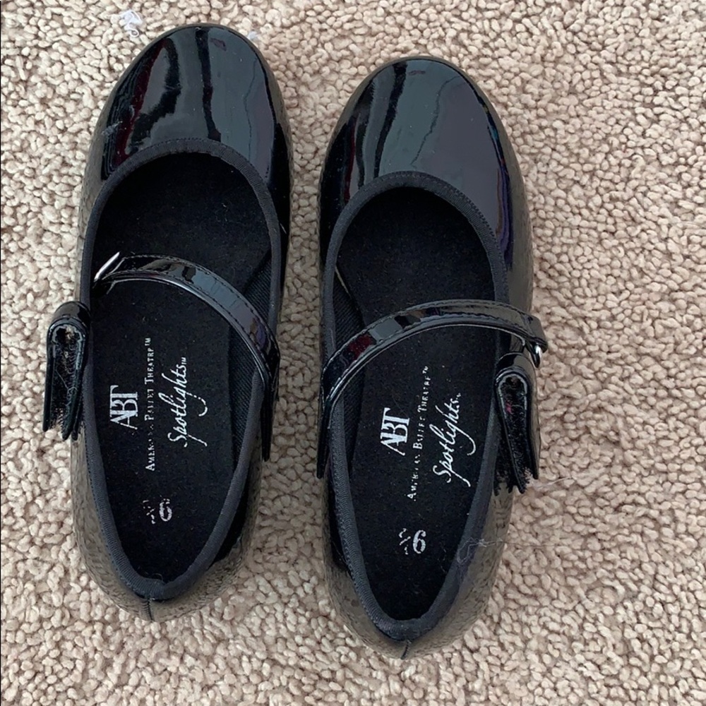 Girls tap shoes